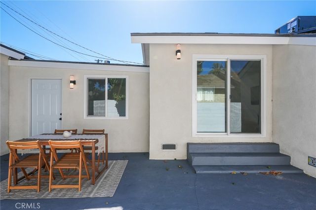 1746 W 38th Place, Los Angeles, CA 90062