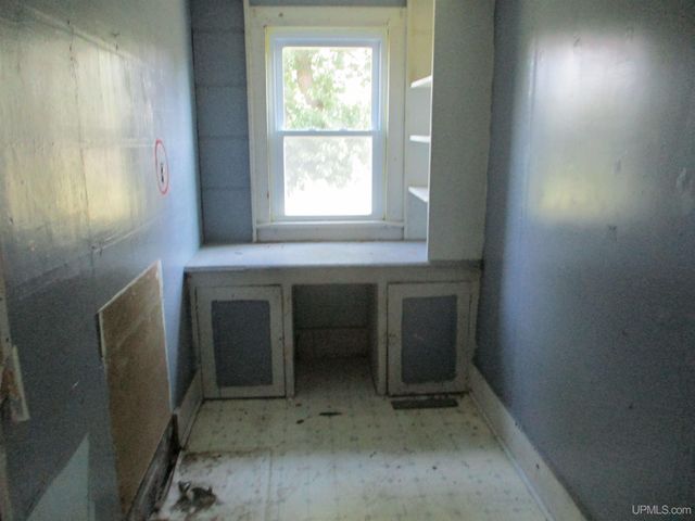 56430-56432 Middle Street, Calumet, MI 49913