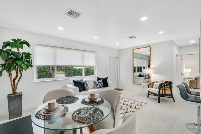340 Summa Street, West Palm Beach, FL 33405