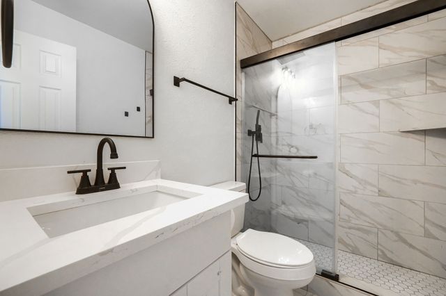 7009 Moss Rose Court, Fort Worth, TX 76137