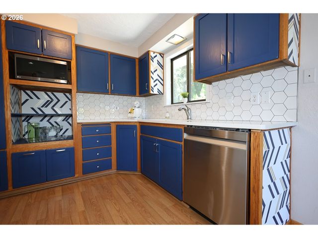 1185 Ne 27TH St, Gresham, OR 97030