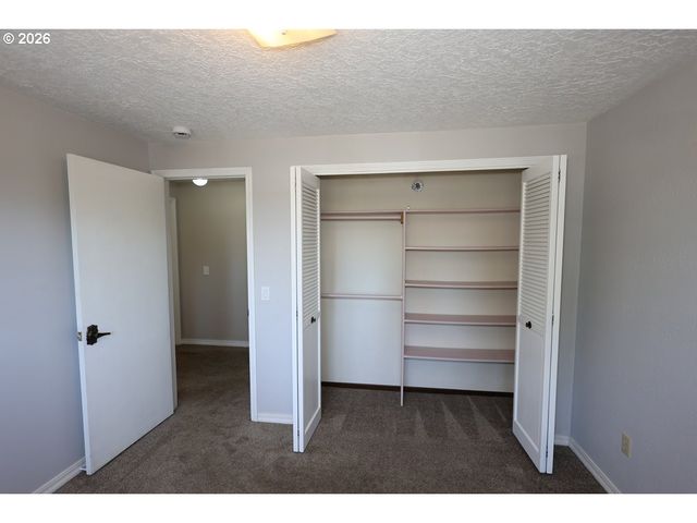 1185 Ne 27TH St, Gresham, OR 97030