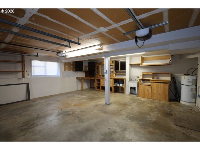 1185 Ne 27TH St, Gresham, OR 97030
