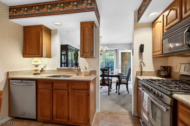118 Terrace Dr, Chatham Twp., NJ 07928