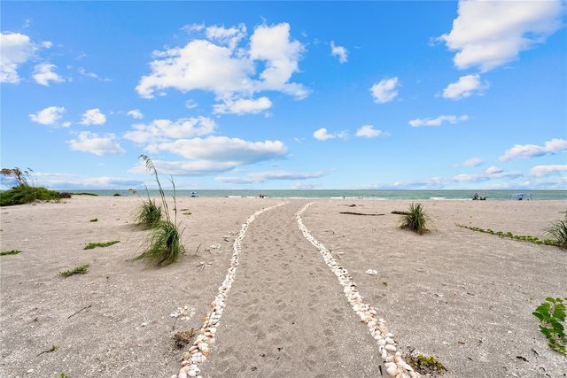 1205 TARPON CENTER DRIVE E2, Venice, FL 34285