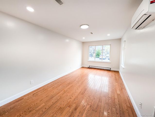 11 Amesworth Court, Middle Island, NY 11953