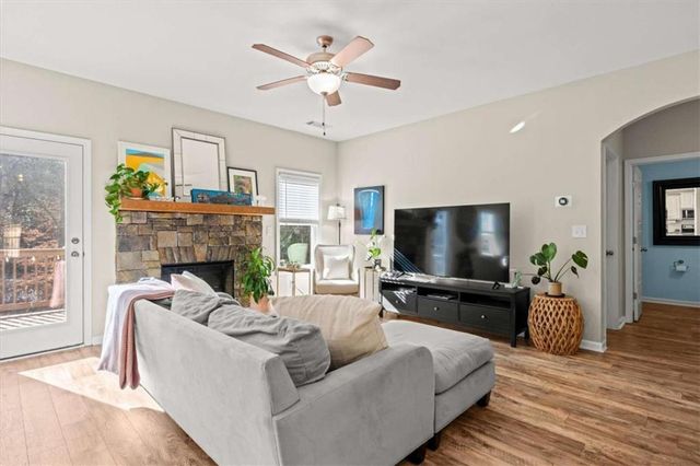 314 Wooded Glen Lane, Carrollton, GA 30117