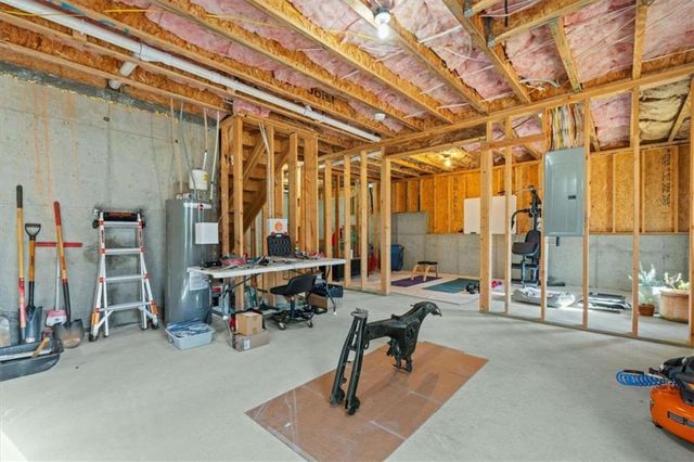 314 Wooded Glen Lane, Carrollton, GA 30117