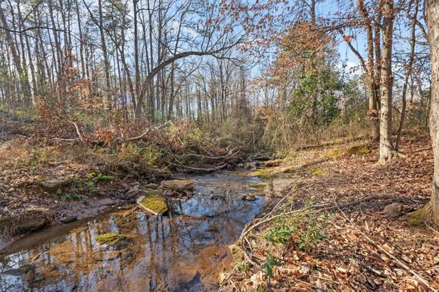 314 Wooded Glen Lane, Carrollton, GA 30117