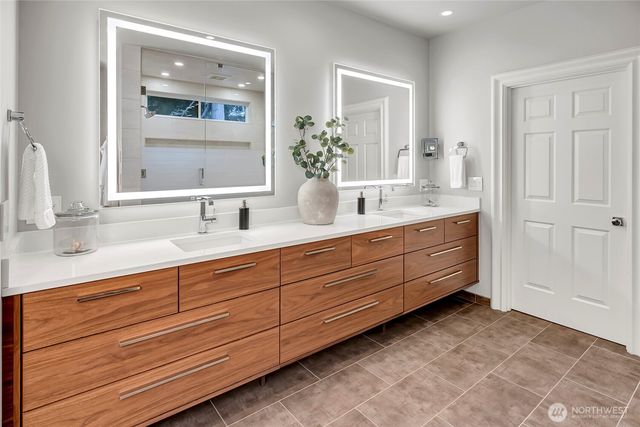 13023 167th Avenue NE, Redmond, WA 98052