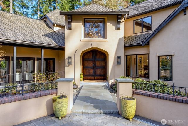 13023 167th Avenue NE, Redmond, WA 98052