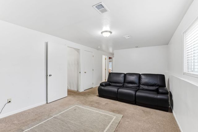 5647 144th Street W, Apple Valley, MN 55124