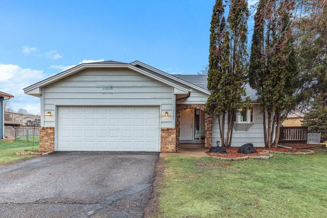 5647 144th Street W, Apple Valley, MN 55124