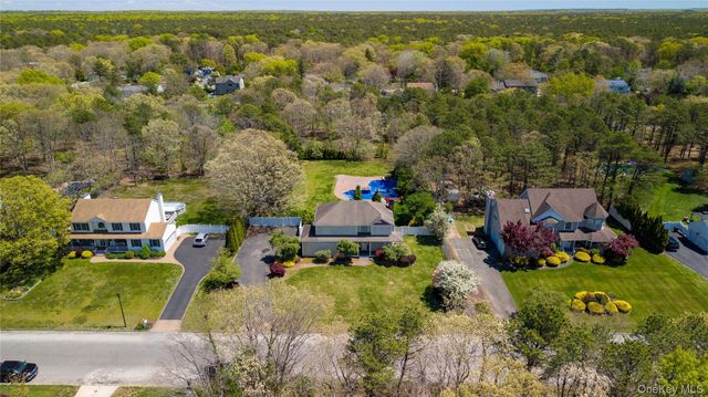 477 Harrison Avenue, Miller Place, NY 11764