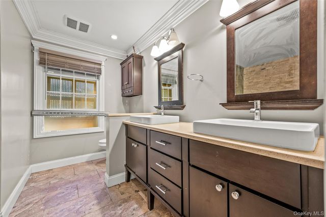477 Harrison Avenue, Miller Place, NY 11764