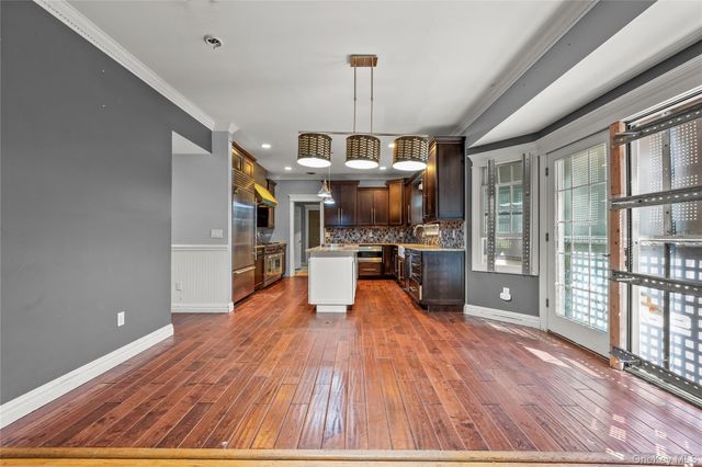477 Harrison Avenue, Miller Place, NY 11764