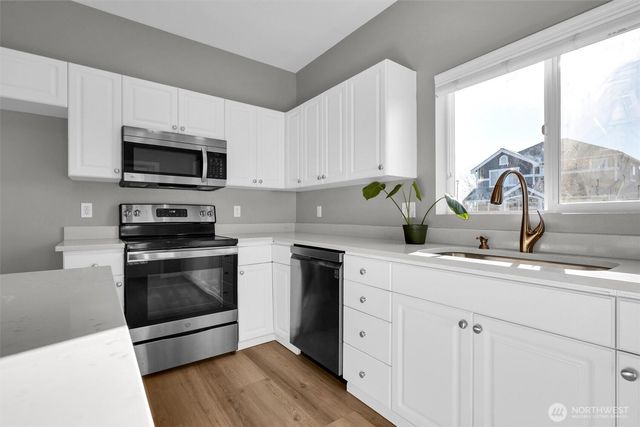 16761 Woodside Drive SE, Renton, WA 98058