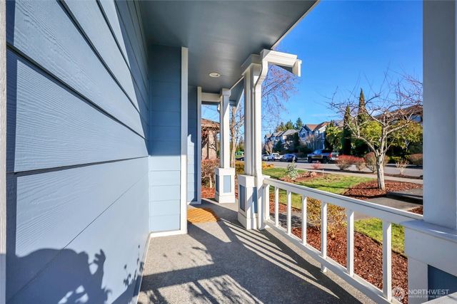 16761 Woodside Drive SE, Renton, WA 98058