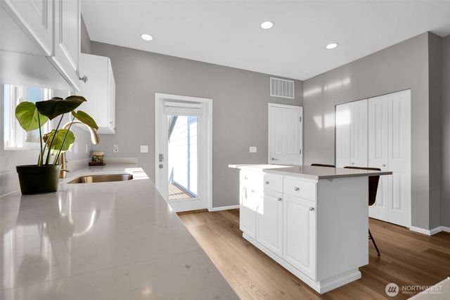 16761 Woodside Drive SE, Renton, WA 98058