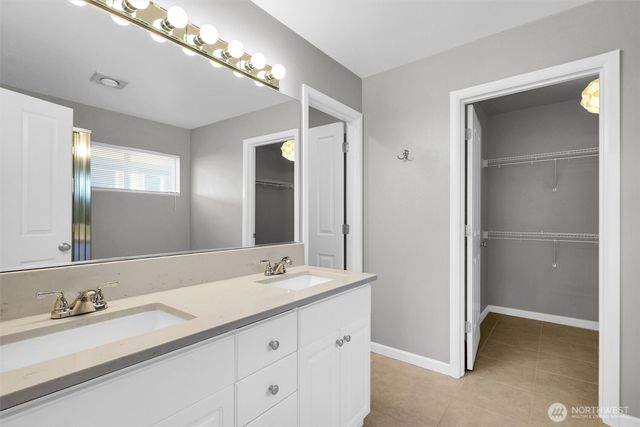 16761 Woodside Drive SE, Renton, WA 98058