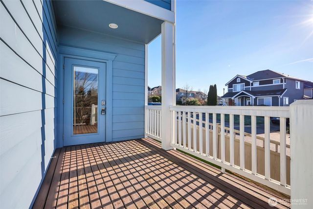 16761 Woodside Drive SE, Renton, WA 98058