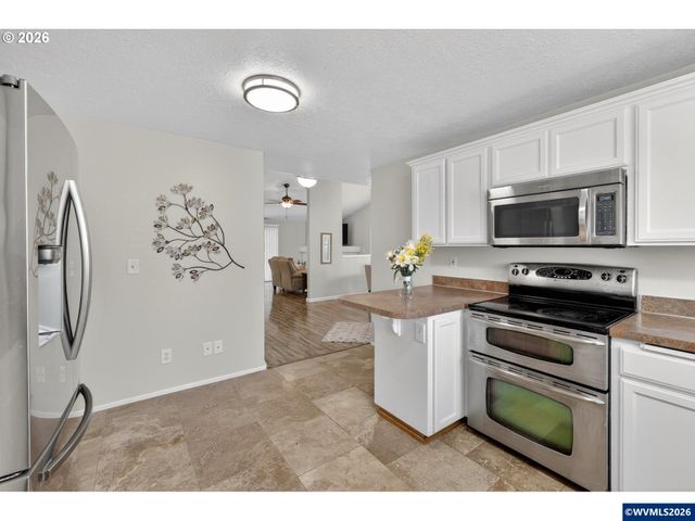 7465 Prairie Ct NE, Keizer, OR 97303