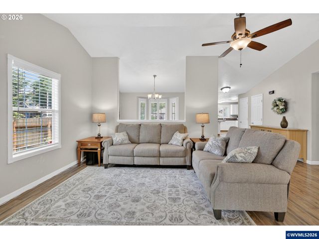 7465 Prairie Ct NE, Keizer, OR 97303