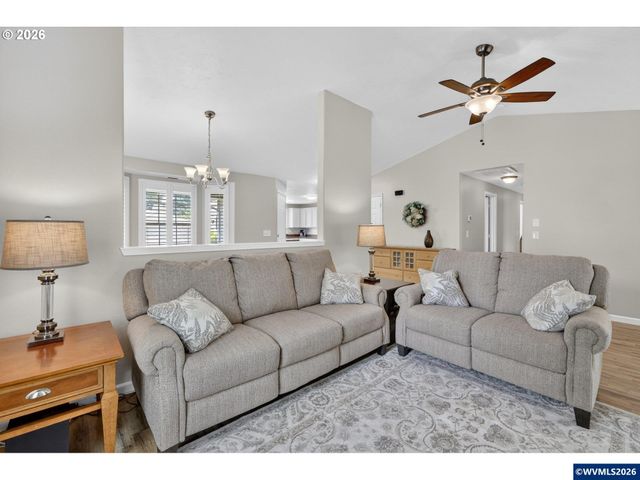 7465 Prairie Ct NE, Keizer, OR 97303