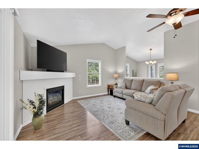 7465 Prairie Ct NE, Keizer, OR 97303