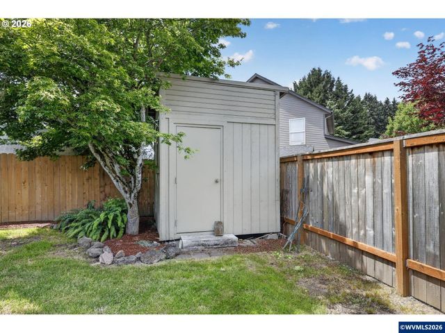 7465 Prairie Ct NE, Keizer, OR 97303
