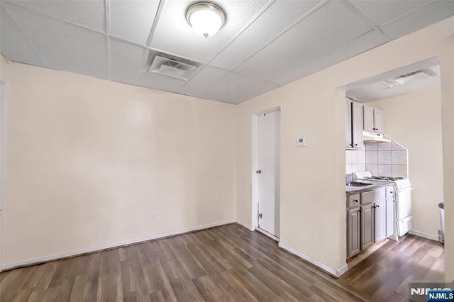 7704 Kennedy Boulevard, North Bergen, NJ 07047