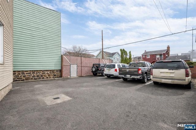 7704 Kennedy Boulevard, North Bergen, NJ 07047