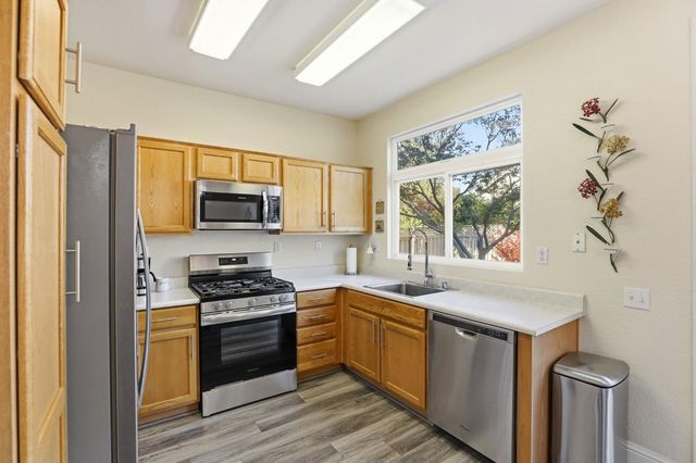 7016 Mule Team Way, Roseville, CA 95747