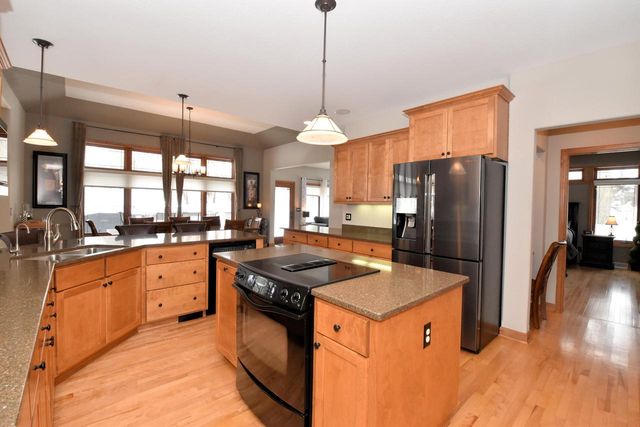 N77W23829 Sun Valley RUN, Sussex, WI 53089