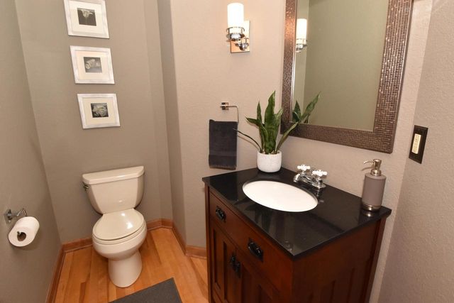 N77W23829 Sun Valley RUN, Sussex, WI 53089