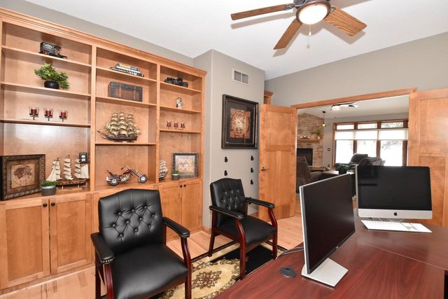 N77W23829 Sun Valley RUN, Sussex, WI 53089