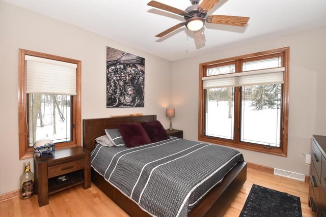 N77W23829 Sun Valley RUN, Sussex, WI 53089