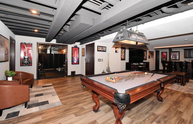 N77W23829 Sun Valley RUN, Sussex, WI 53089