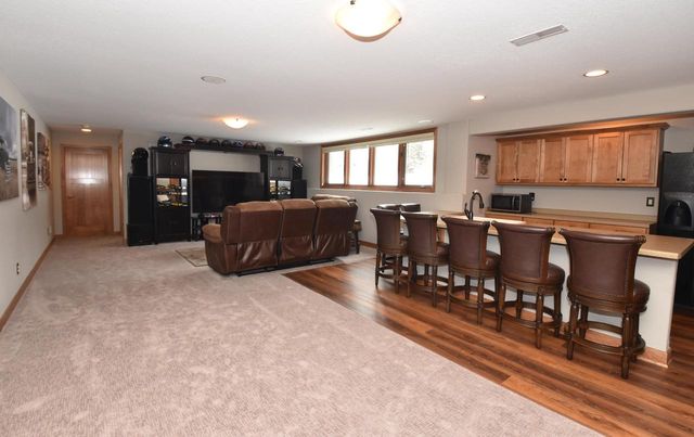 N77W23829 Sun Valley RUN, Sussex, WI 53089