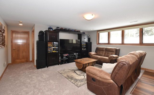 N77W23829 Sun Valley RUN, Sussex, WI 53089