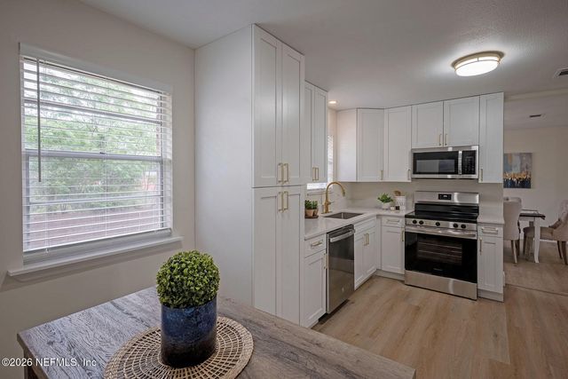 4061 HEATH Road, Jacksonville, FL 32277