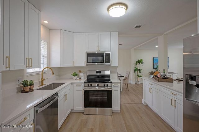 4061 HEATH Road, Jacksonville, FL 32277