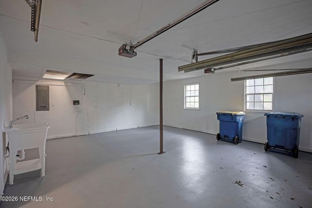 4061 HEATH Road, Jacksonville, FL 32277