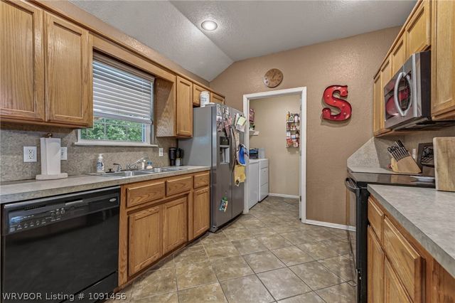 1919 N 55th Place, Fort Smith, AR 72904