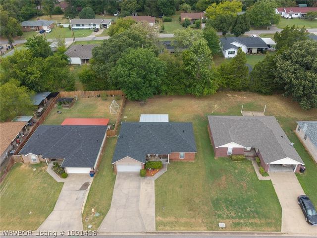 1919 N 55th Place, Fort Smith, AR 72904