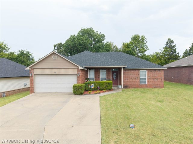 1919 N 55th Place, Fort Smith, AR 72904