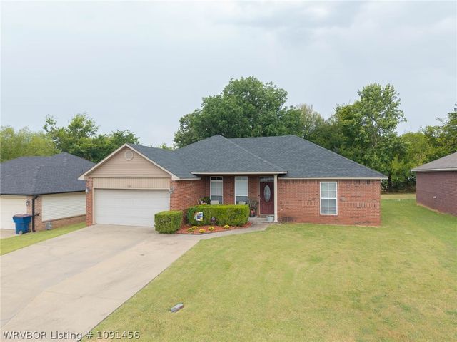 1919 N 55th Place, Fort Smith, AR 72904