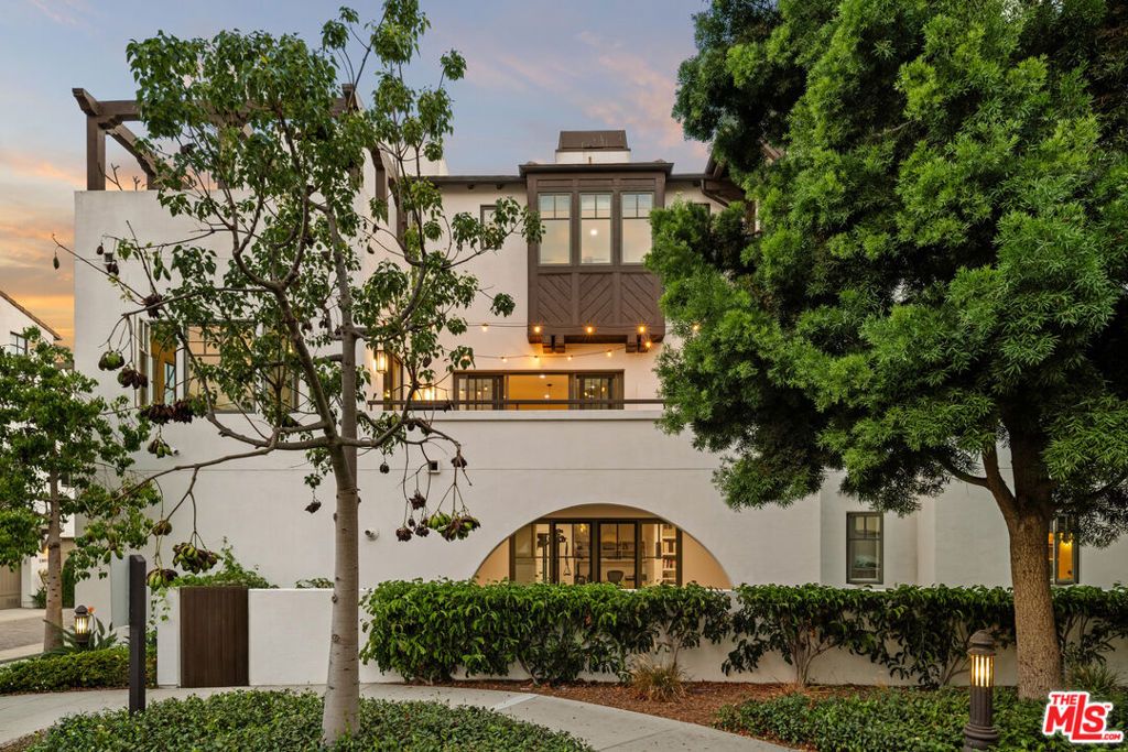 13049 S Icon Circle, Playa Vista, CA 90094 — exterior