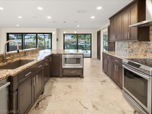 27080 Flossmoor DR, Bonita Springs, FL 34135