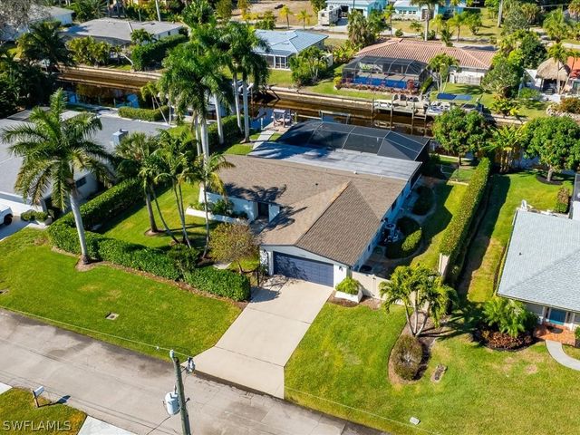 27080 Flossmoor DR, Bonita Springs, FL 34135